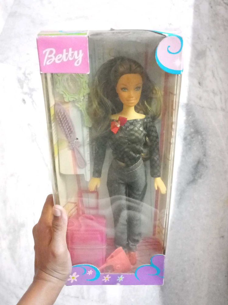 NOSTALGIC BETTY DOLL
