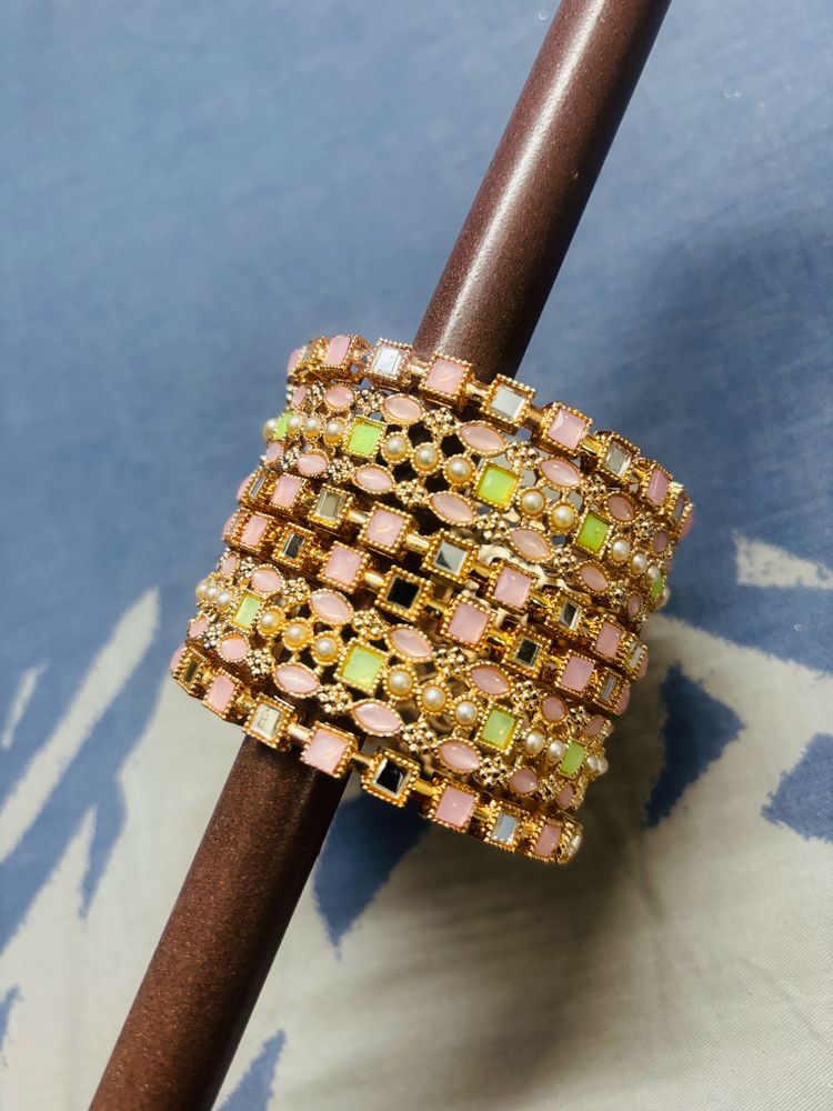 Elegant Pastel Bangle Set
