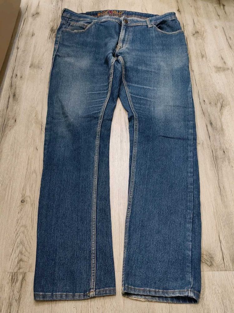 Ma1432 Sabrin jeans waist 40 inches