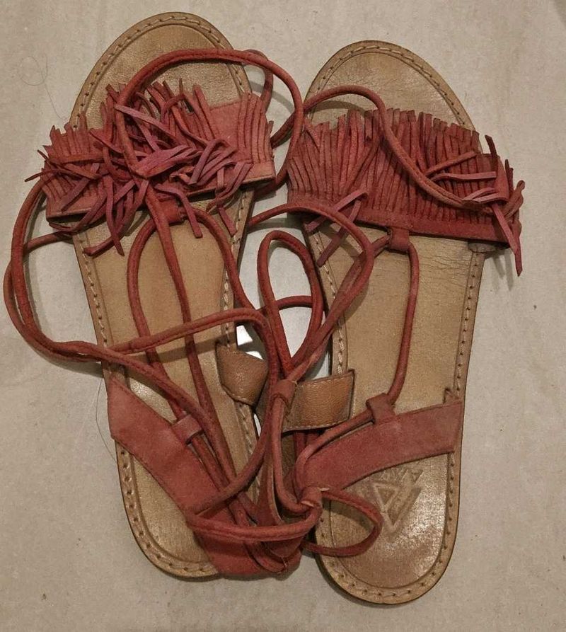 Pink Flat Sandal With Knot Style For Women