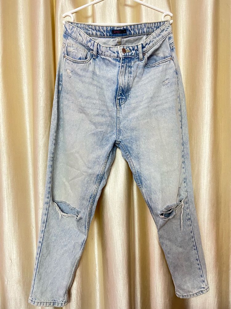 Baggy Distressed Jean By Ginger