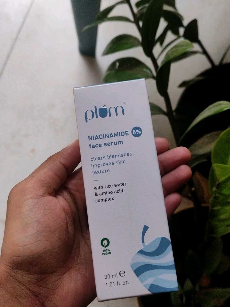 Plum Niacinamide And Rice water Serum