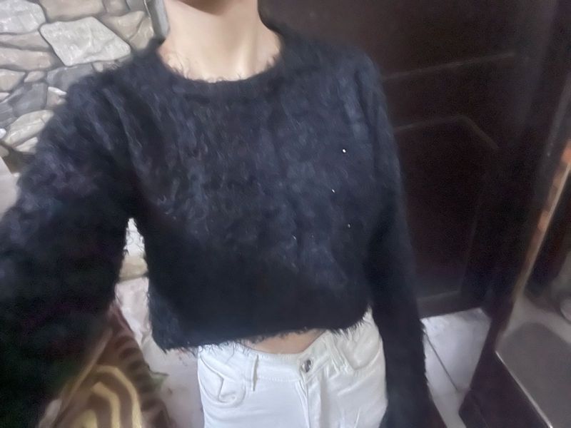 Fluffy Black Crop Sweater