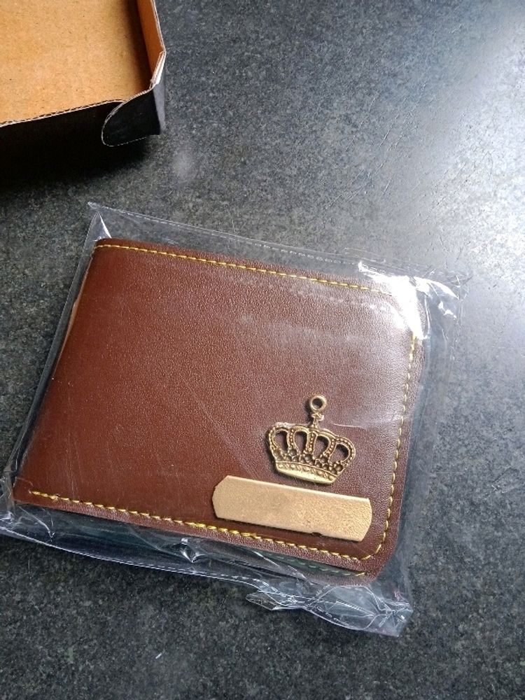 Customize Wallet With Name And Charm