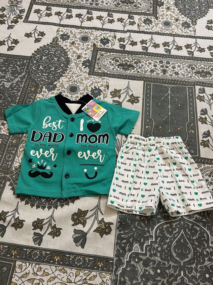 Cute 'Best Dad/Mom Ever' Outfit