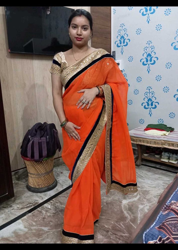 Saree With Readymade Blouse