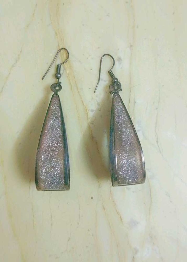 Earings