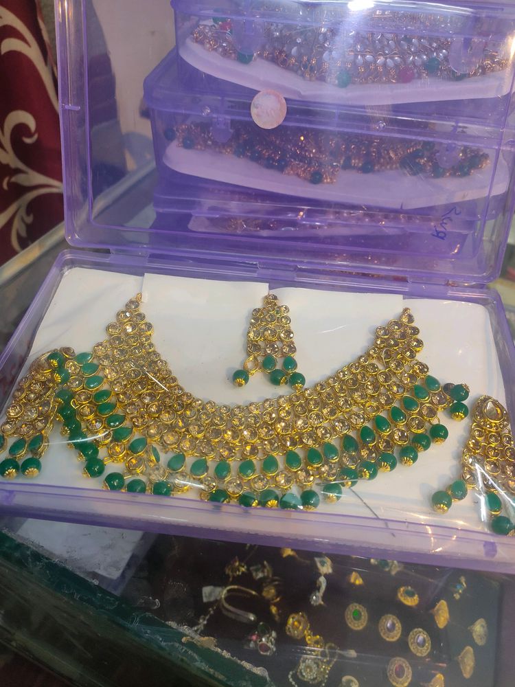 new green heavy jewellery set