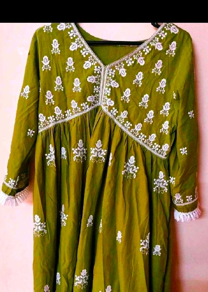 Alya Cut Kurthi
