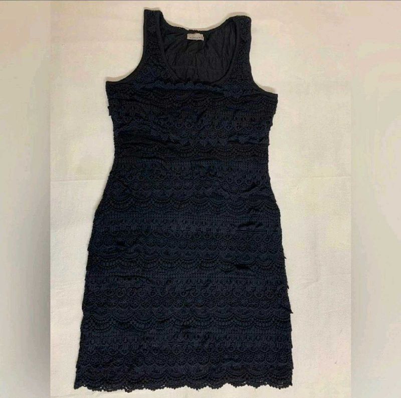 Elegant Black Lace Dress