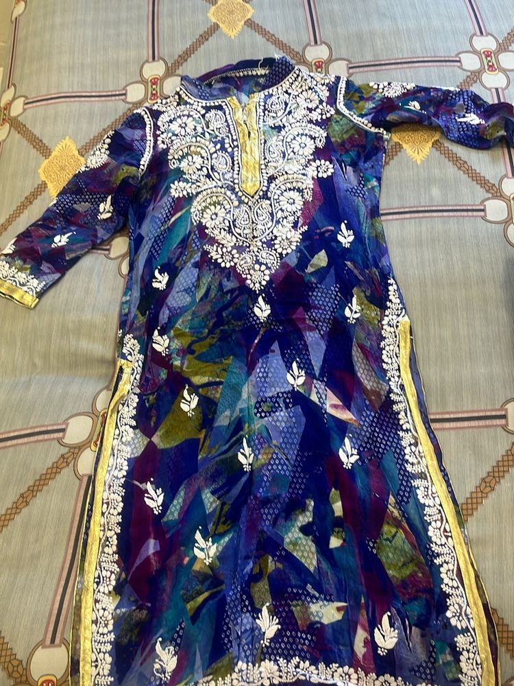 Lucknowi Kurti
