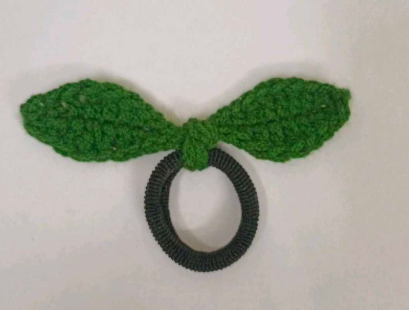 Crochet Hair Tie Up