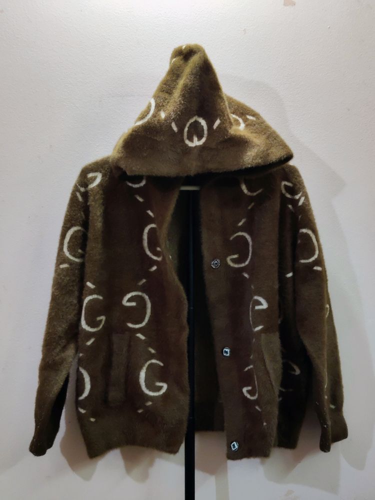 Premium imported men&#39;s cardigan with a hood