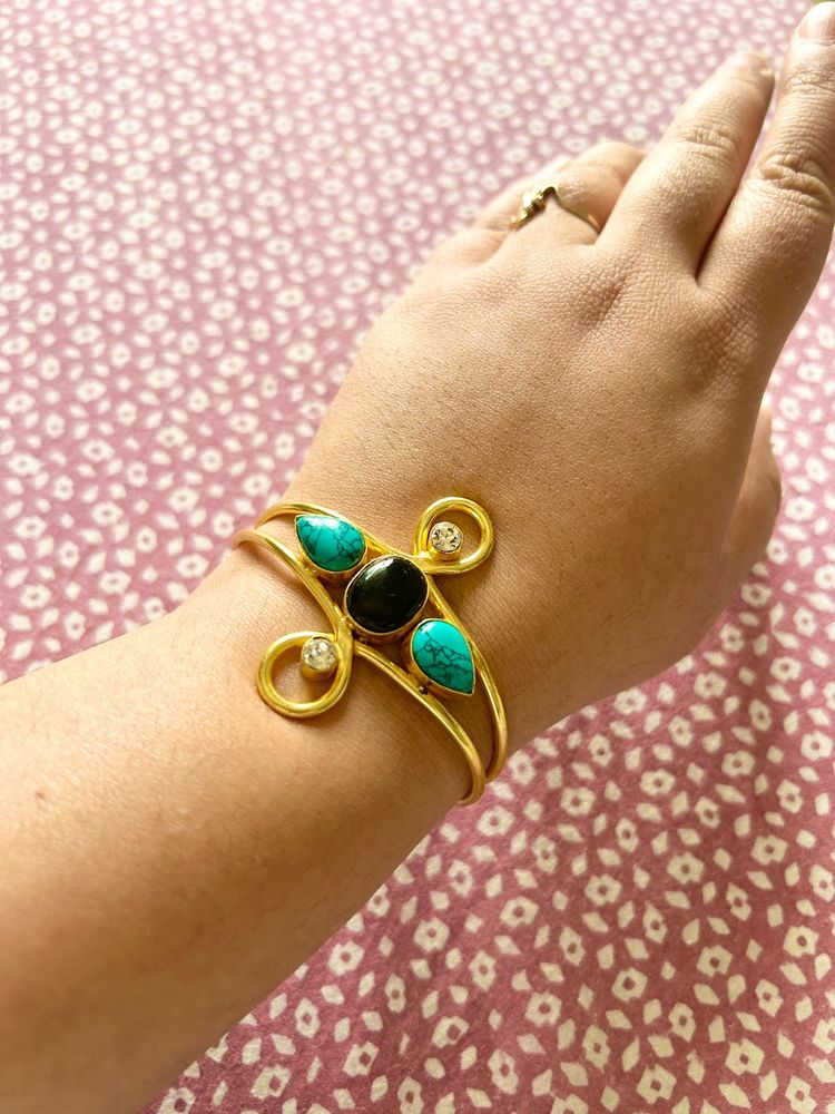Golden Bangle Kada With Gemstone Embellishments