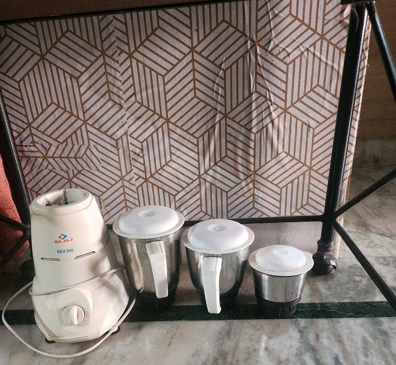 Used Bajaj Rex 500 Mixer Grinder