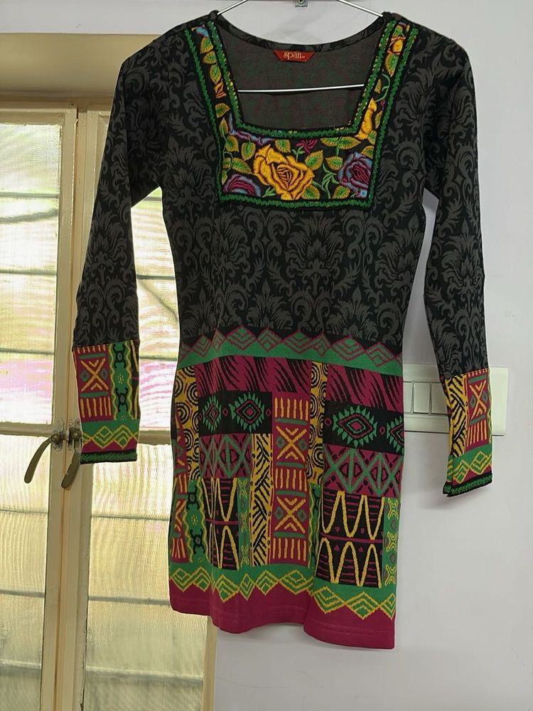 Embroidered Floral woolen kurta