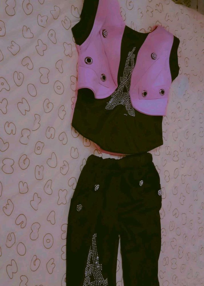Girls&#39; Stylish Outfit😊