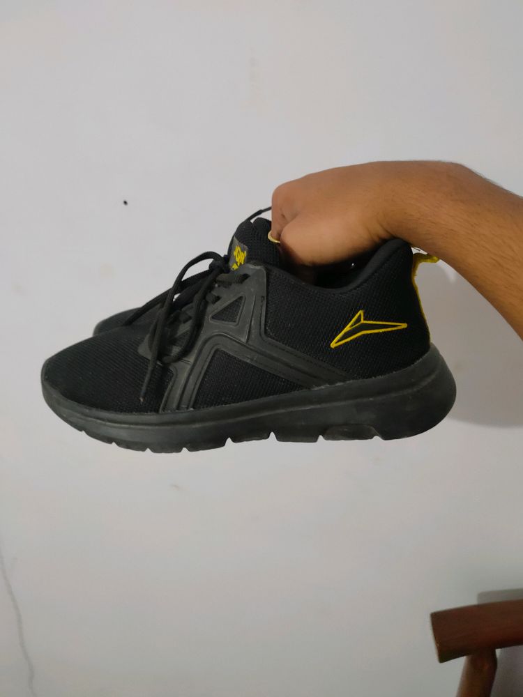 Black Running Sneakers