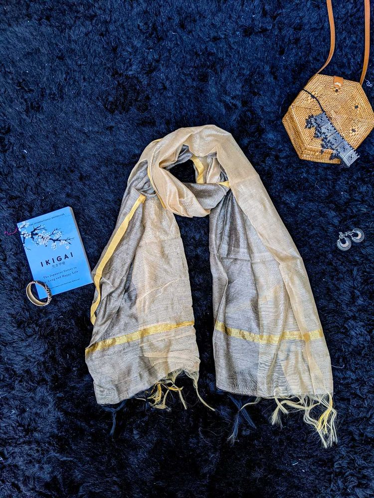Elegant Striped Dupatta Scarf