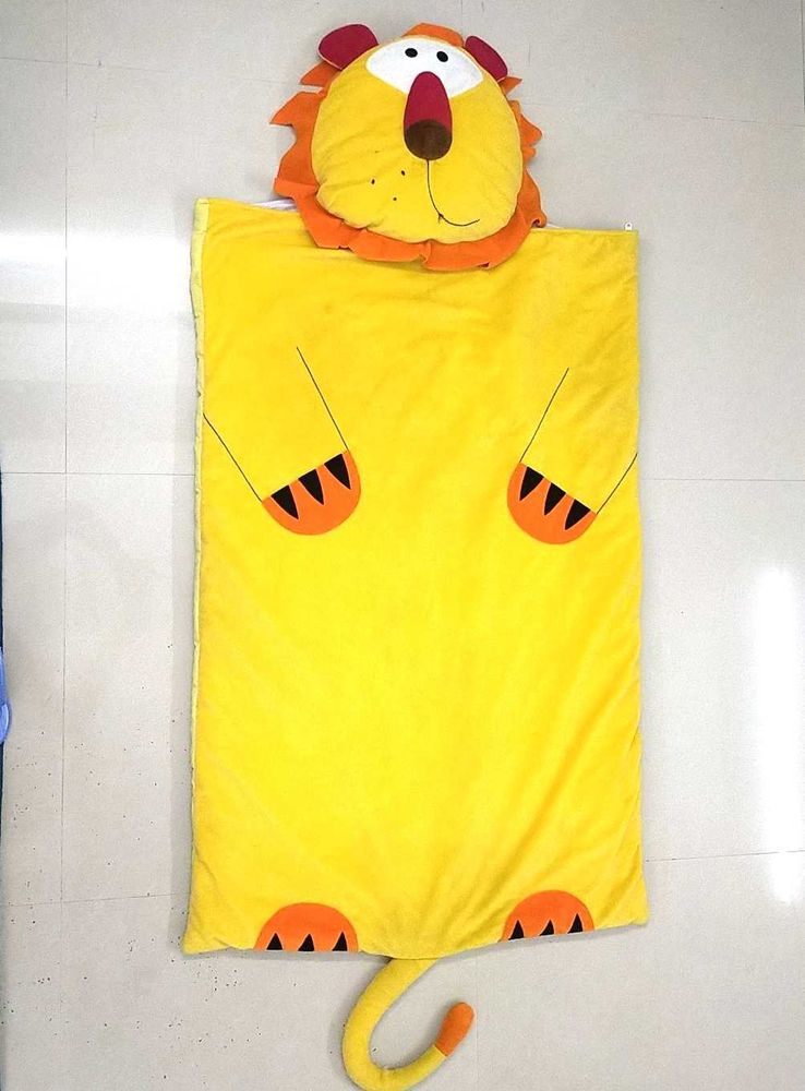 🦁 Lion Sleeping Bag