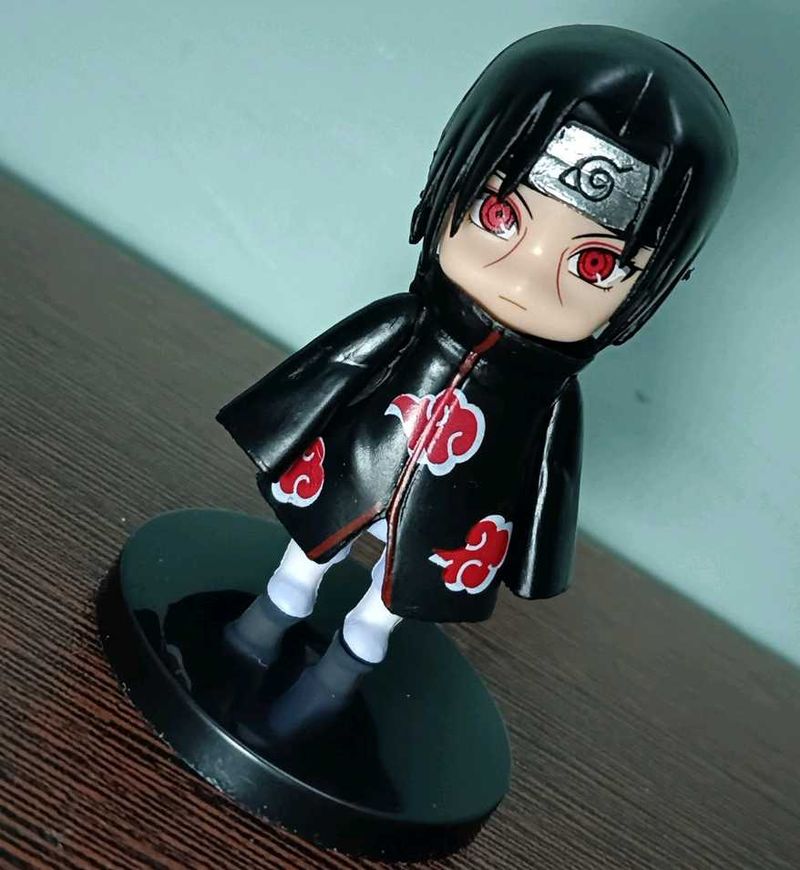 Itachi Uchiha Figurine