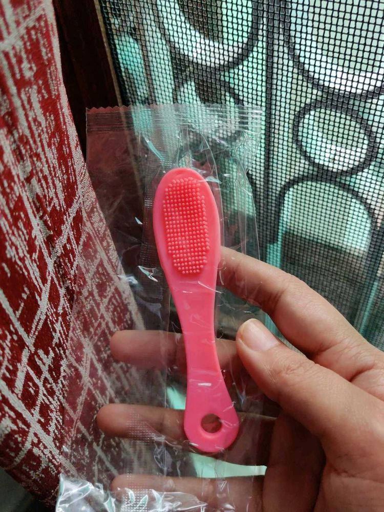 Silicone Face Scrubber