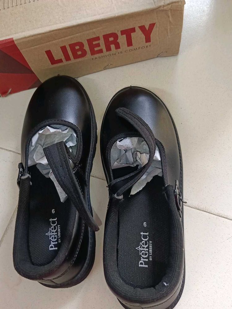🆕 Black School Shoes For Girls