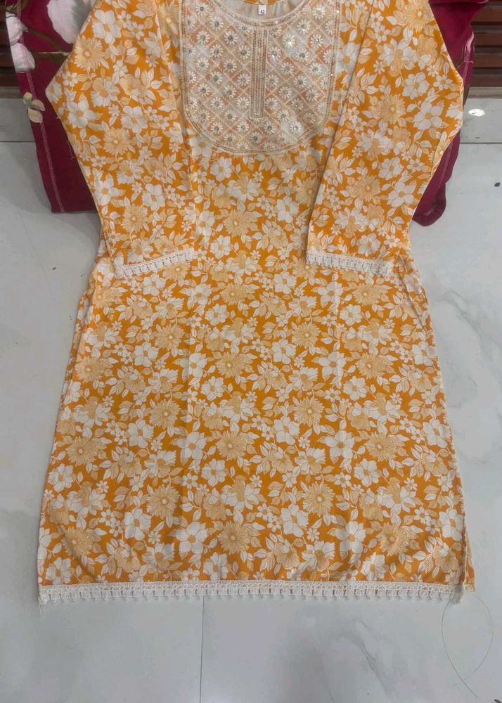 Floral Print Kurti Set