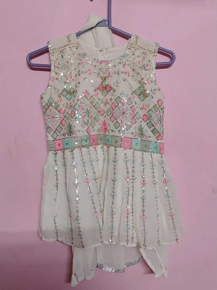 White Colour Sarara For Girl