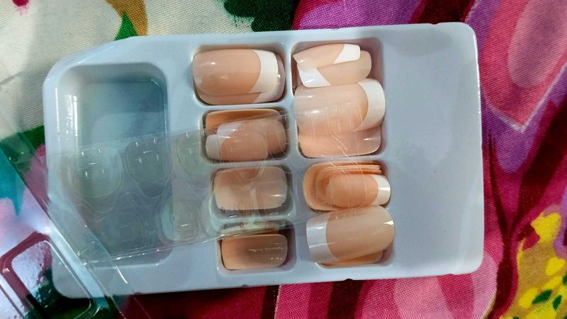 French Tip Press-On Nails