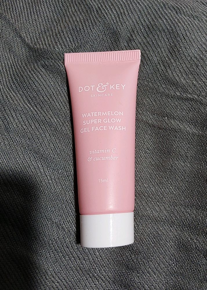 Dot &amp;Key Skincare Watermelon Super Glow Gel Face Wash