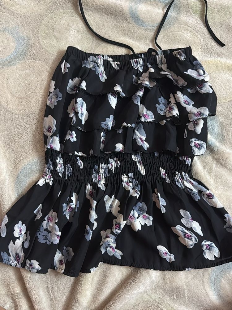 Floral Ruffle Crop Top