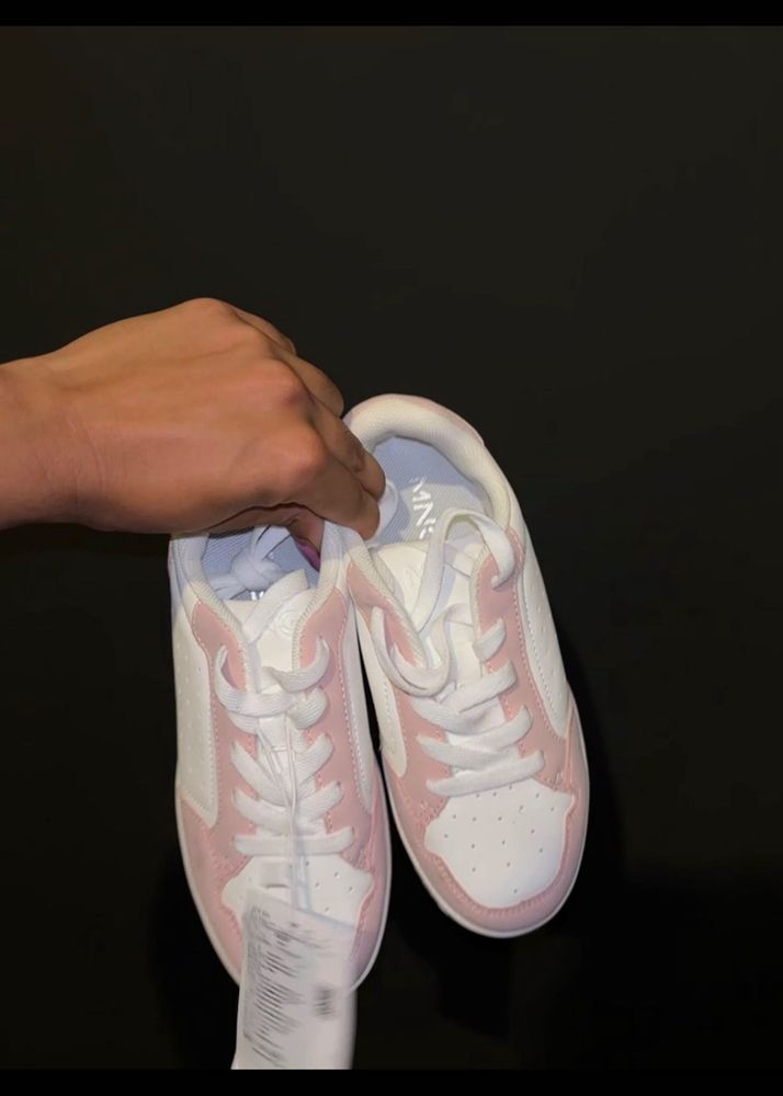 MANGO KIDS SNEAKERS