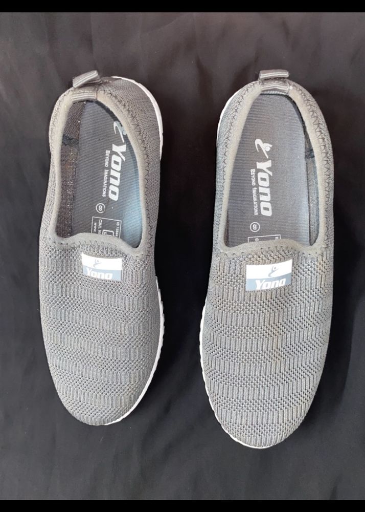 Unused Casual Shoes