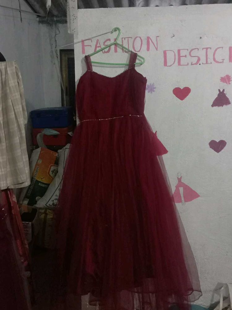 Estick Gown