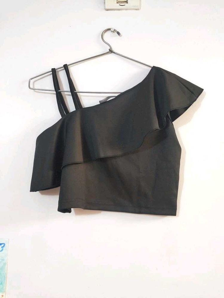 Chic Black One-Shoulder Top