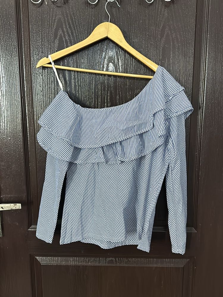 Off Shoulder Ruffle Top