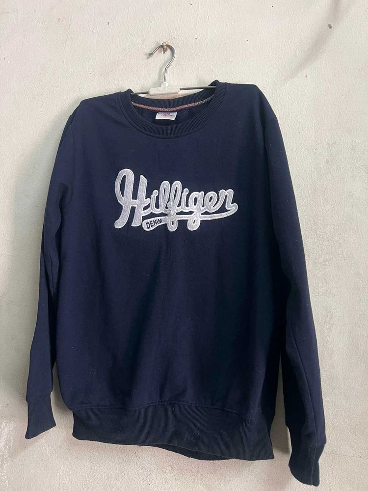 Neavy Blue Sweatshirt