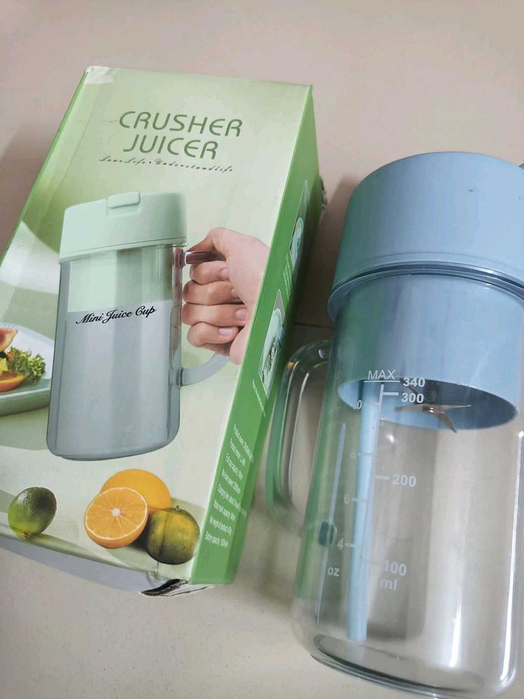 Wireless Portable Juicer Cup Blender