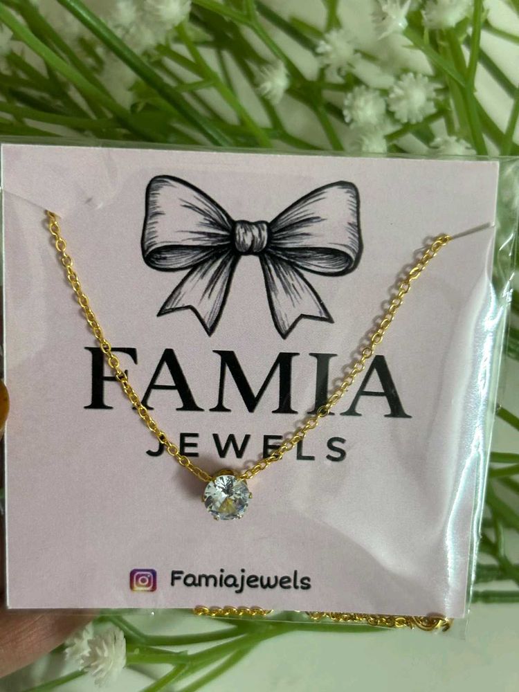 solitaire pendant gold plated