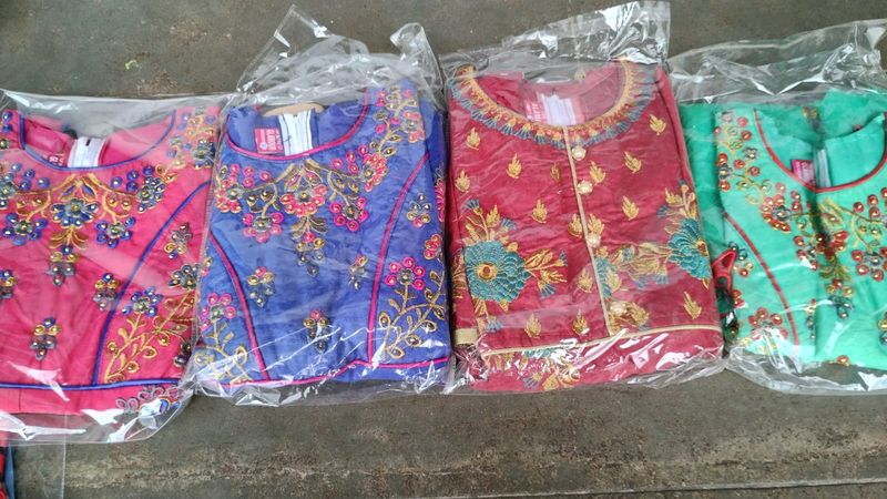 Brand New Girls Chudi Set