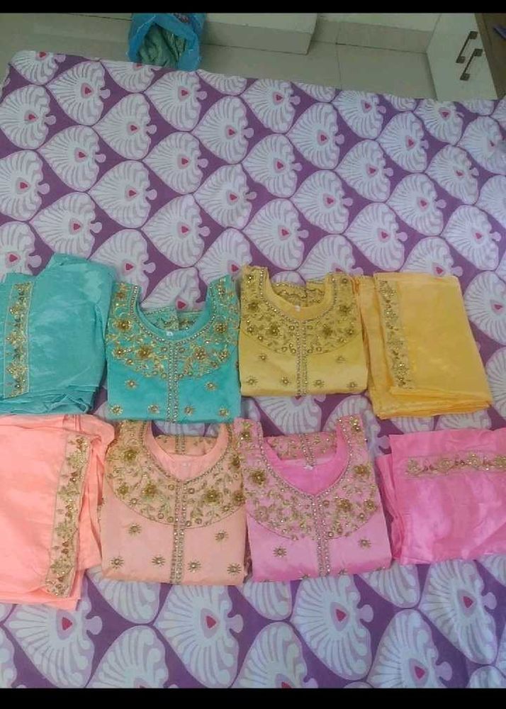 Elegant Women&#39;s Kurta Set