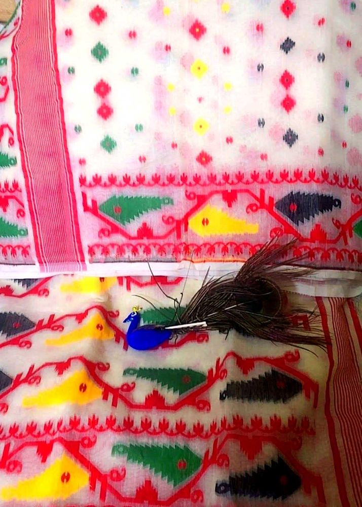 A timeless weave that beautifully blends tradition