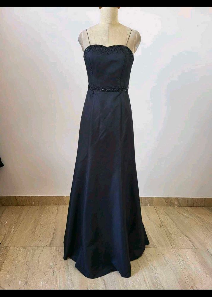 Elegant Black Formal Gown