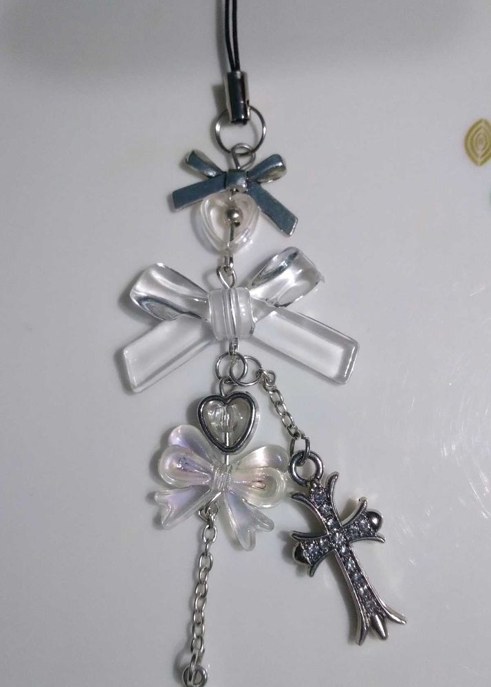 +Cross Phone Charm~🖤➕