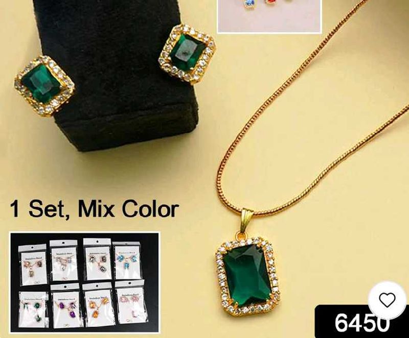 Emerald Jewelry Set
