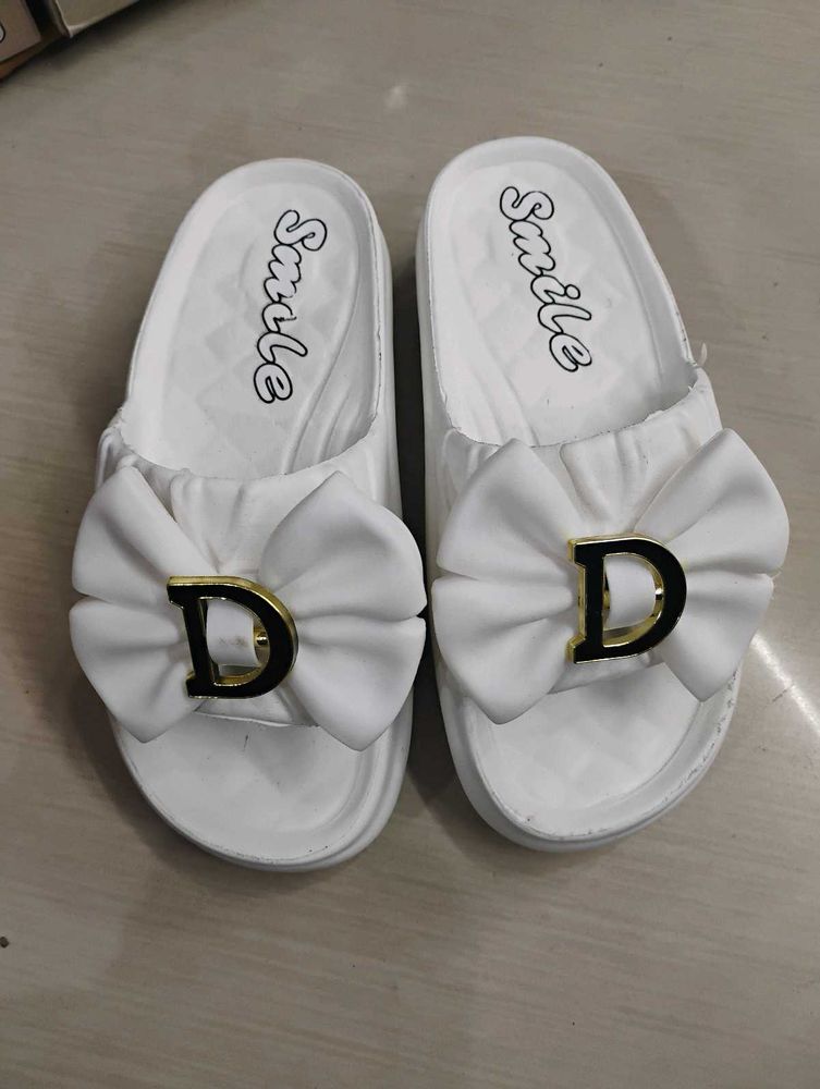 Cute Bow Slides