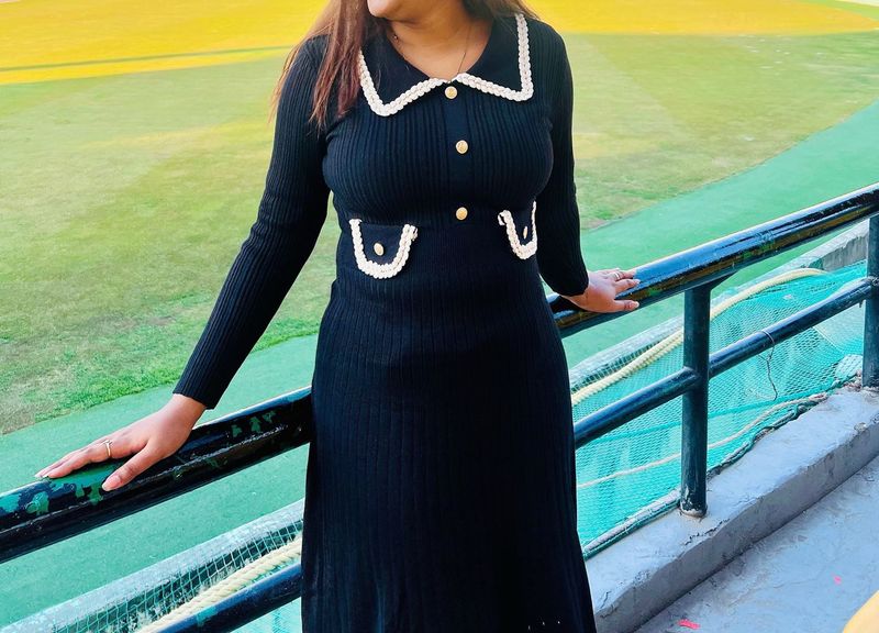 Chic Black Knit Dress