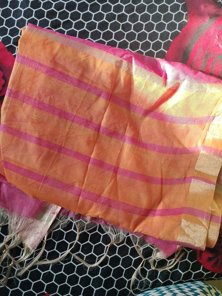 Colourful Stalls (Dupatta)