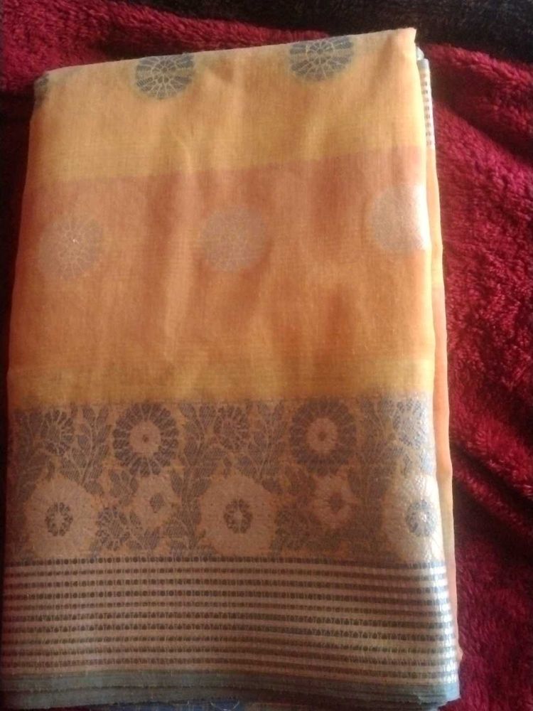 Elegant Patterned Saree